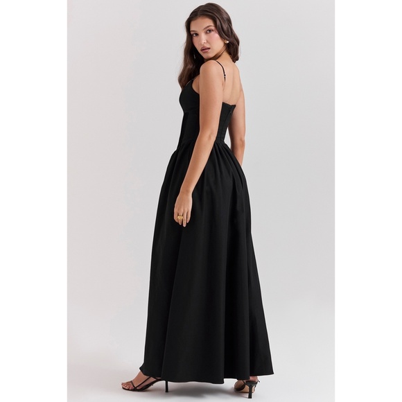 NEW House of CB Lova Dress Black XS - Picture 5 of 15